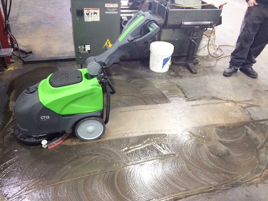 CT15 Floor Scrubber cleaning auto repair